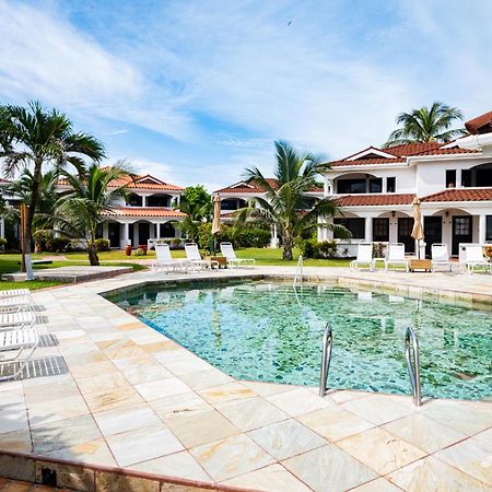 Isla Bonita Yacht Club Hotel San Pedro  Ngoại thất bức ảnh
