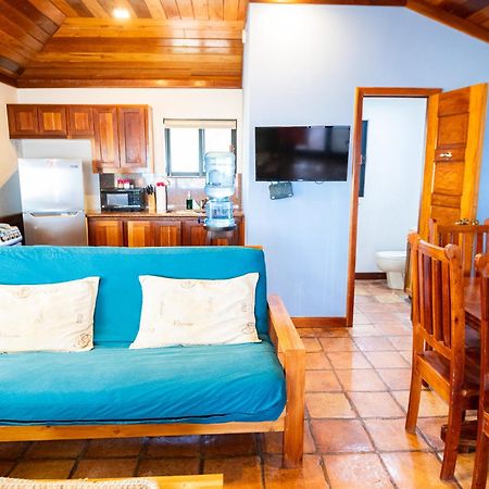 Isla Bonita Yacht Club Hotel San Pedro  Ngoại thất bức ảnh
