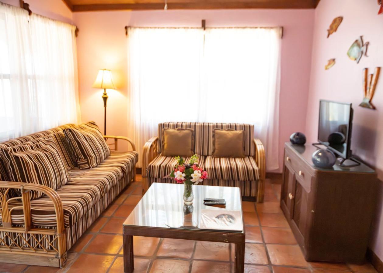 Isla Bonita Yacht Club Hotel San Pedro  Ngoại thất bức ảnh