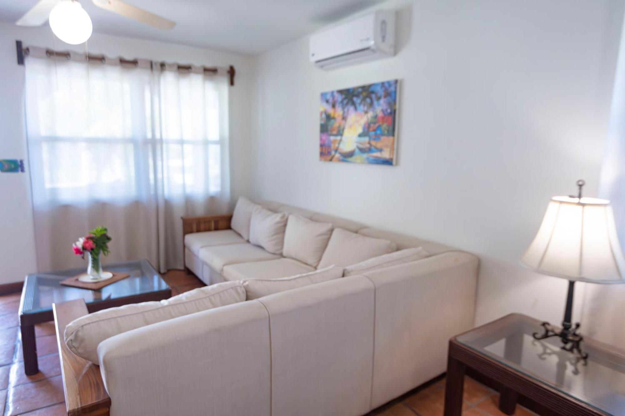 Isla Bonita Yacht Club Hotel San Pedro  Ngoại thất bức ảnh
