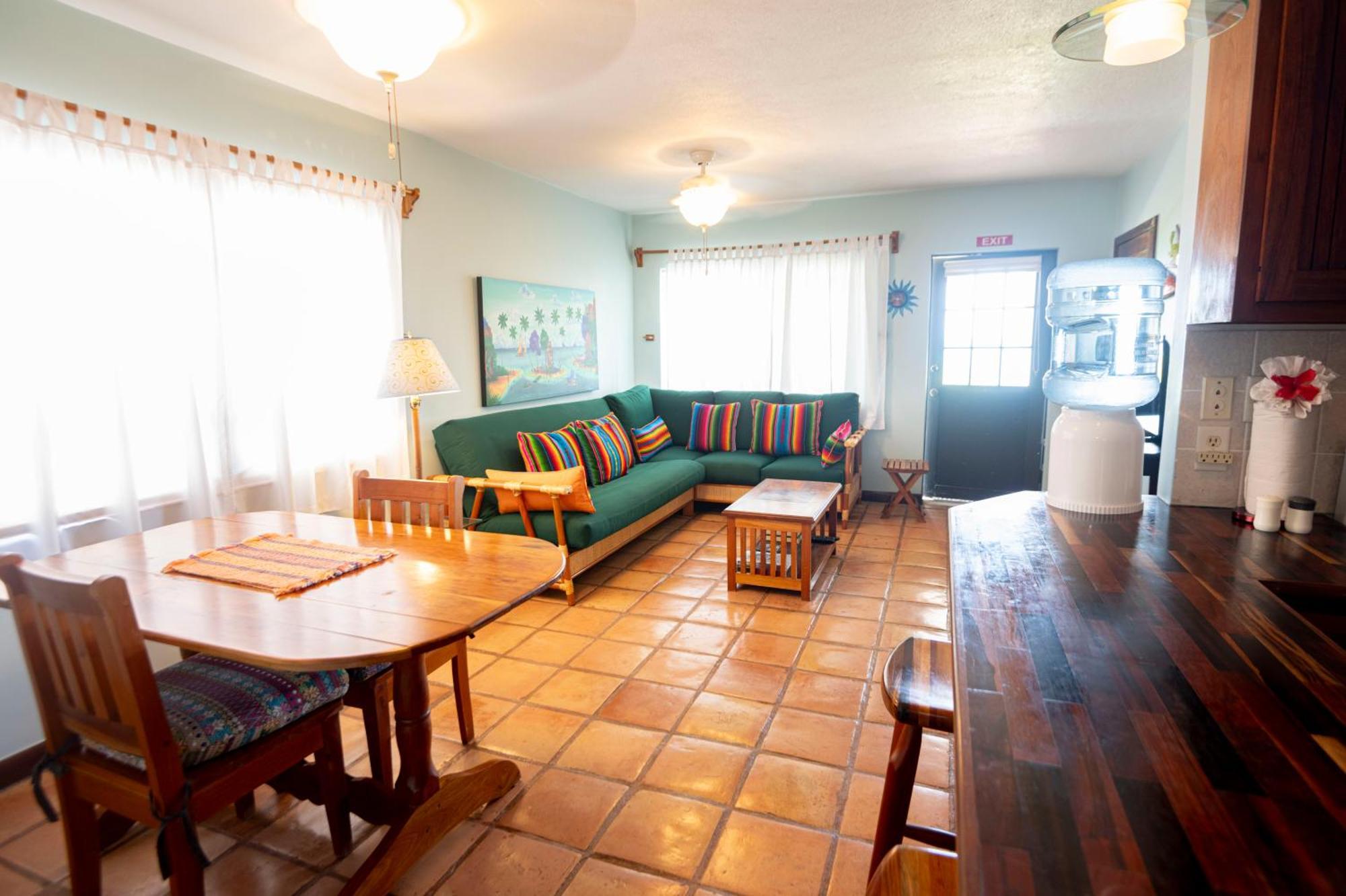 Isla Bonita Yacht Club Hotel San Pedro  Ngoại thất bức ảnh