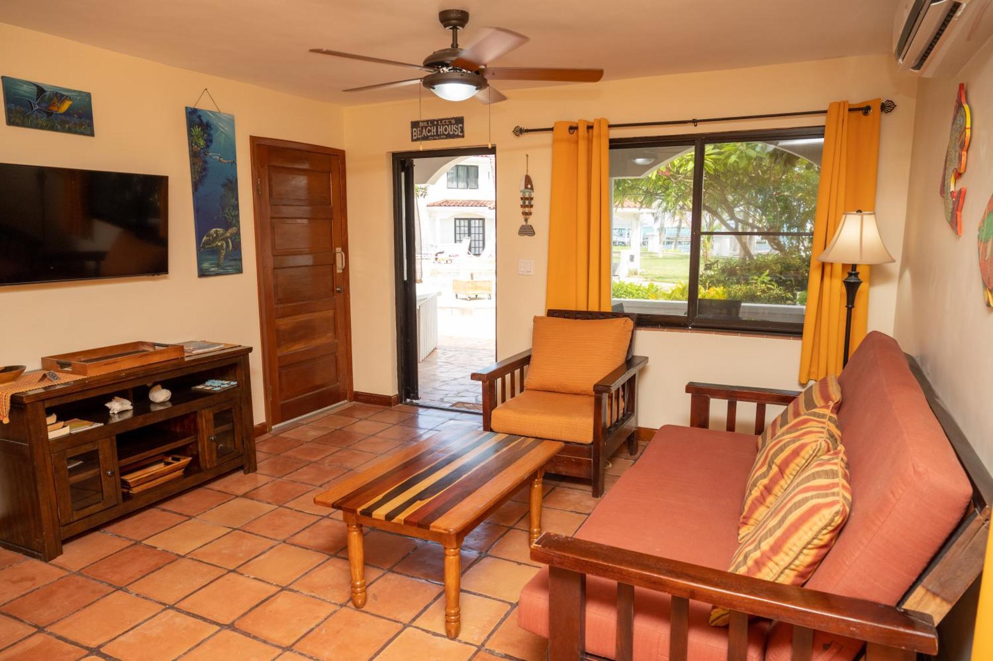 Isla Bonita Yacht Club Hotel San Pedro  Ngoại thất bức ảnh