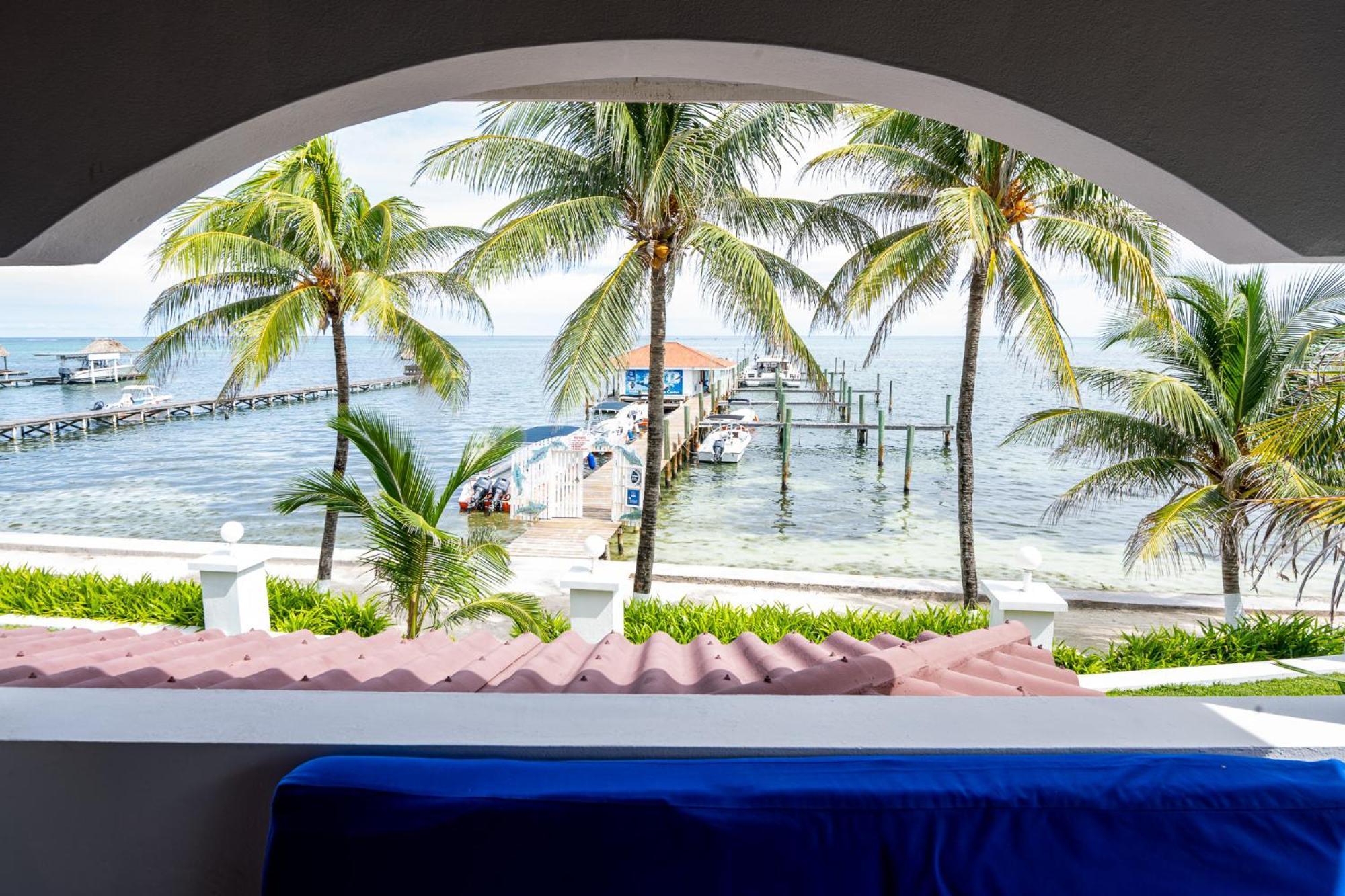 Isla Bonita Yacht Club Hotel San Pedro  Phòng bức ảnh