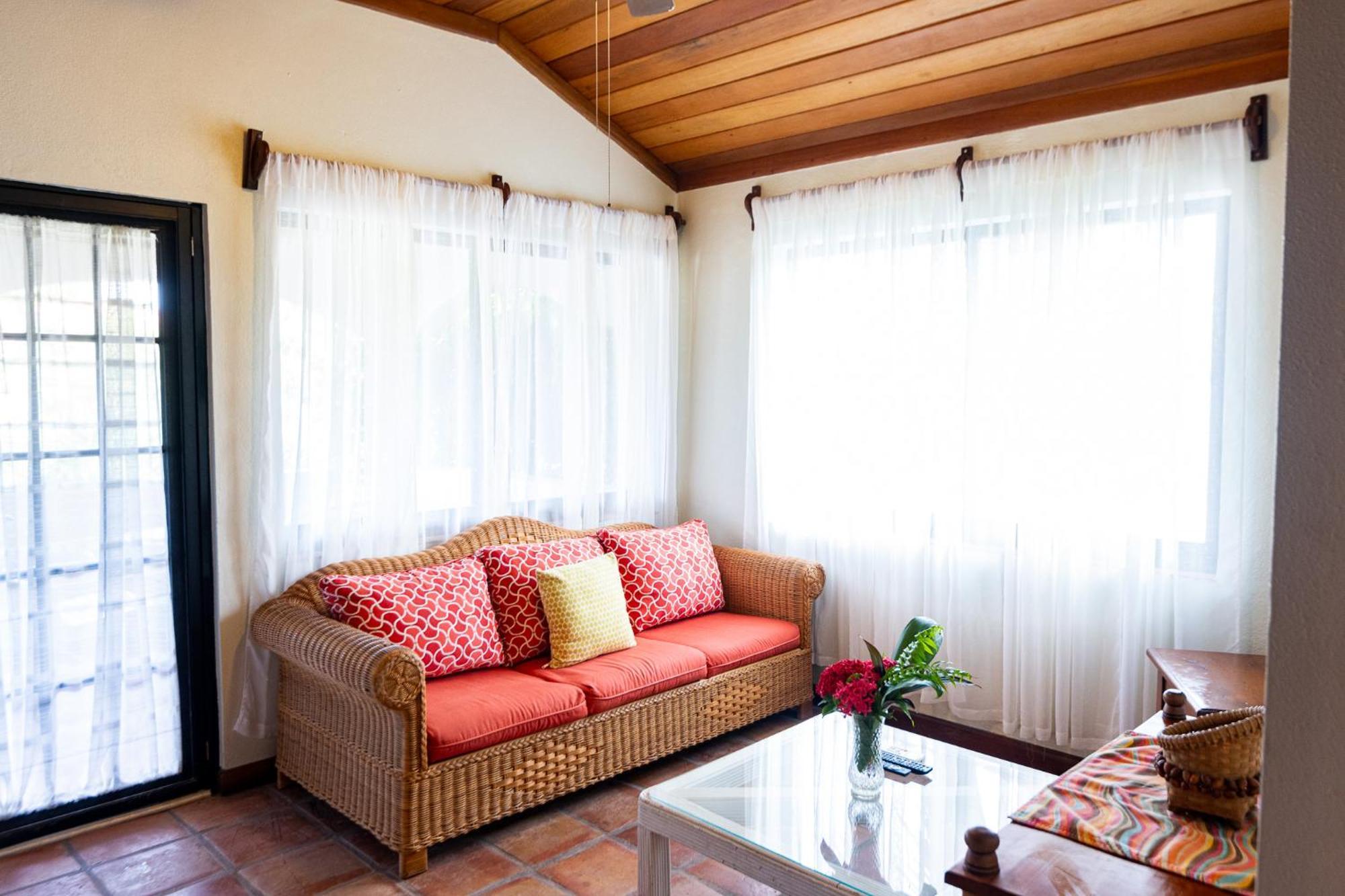Isla Bonita Yacht Club Hotel San Pedro  Ngoại thất bức ảnh